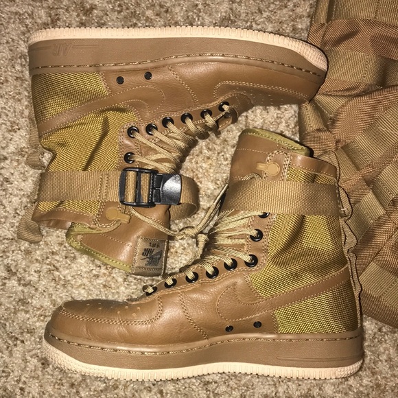 Nike Special Field Air Force 1 - Picture 2 of 2